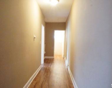 136 Sherman Street - Photo Thumbnail 7