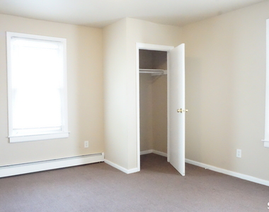 136 Sherman Street - Photo Thumbnail 20