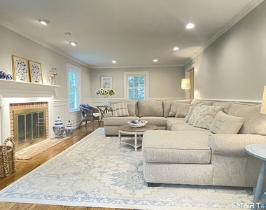 58 Heritage Lane - Photo Thumbnail 4