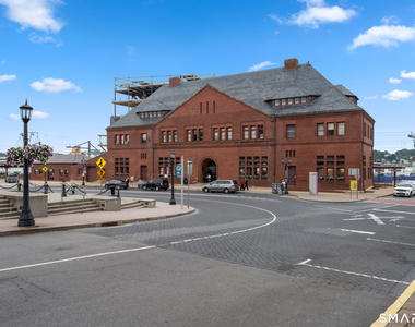 18 Bank Street - Photo Thumbnail 14