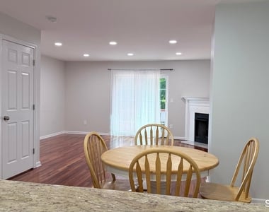 3409 Whitney Avenue - Photo Thumbnail 5