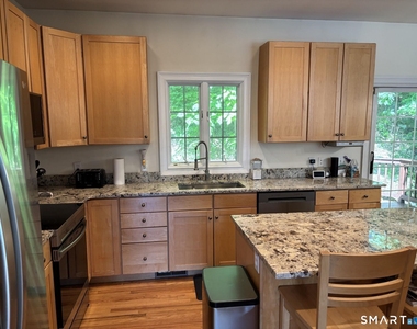 70 Kellogg Street - Photo Thumbnail 7