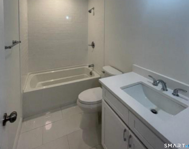 1686 Litchfield Turnpike - Photo Thumbnail 14