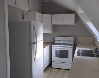 112 Broad Brook Road - Photo Thumbnail 6