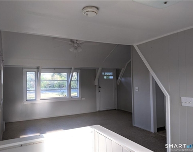 112 Broad Brook Road - Photo Thumbnail 4