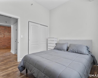 196 Crown Street - Photo Thumbnail 20