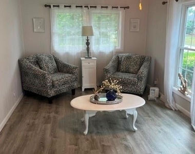 16 Clearwater Road - Photo Thumbnail 2