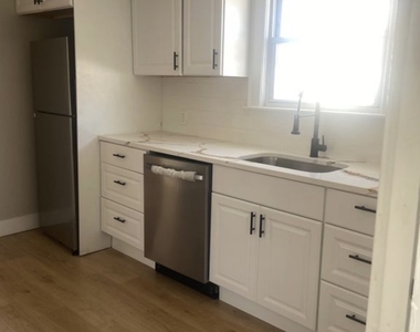 43 Whiting St Street - Photo Thumbnail 2