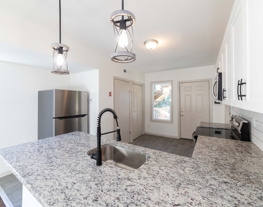 84 Sheffield Avenue - Photo Thumbnail 16
