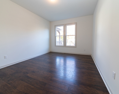84 Sheffield Avenue - Photo Thumbnail 13