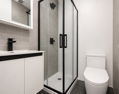 727 Dekalb Avenue - Photo Thumbnail 4