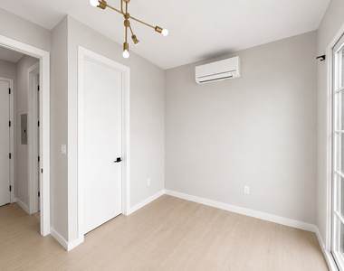 978 Kent Avenue - Photo Thumbnail 5