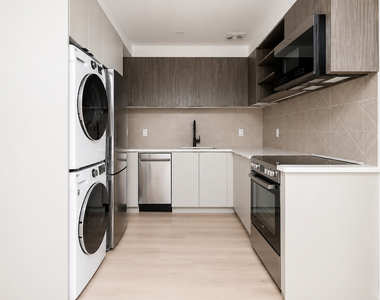 37-25 32nd Street - Photo Thumbnail 2