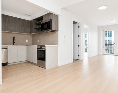 37-25 32nd Street - Photo Thumbnail 3