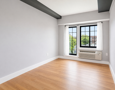 186 Lenox Road - Photo Thumbnail 4