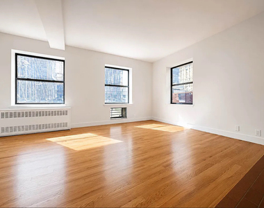 201 East 12th Street - Photo Thumbnail 5