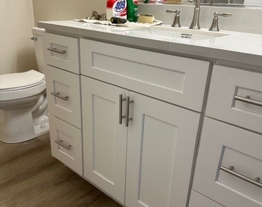 950 Seven Hills Dr. - Photo Thumbnail 3