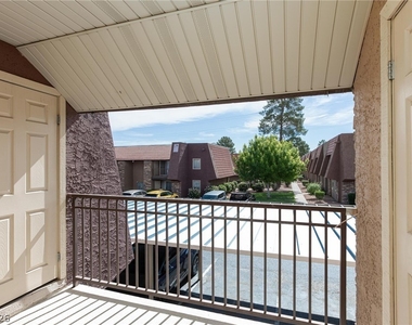 5240 Indian River Drive - Photo Thumbnail 18