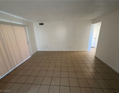 1405 Vegas Valley Drive - Photo Thumbnail 6