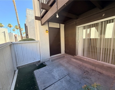 1405 Vegas Valley Drive - Photo Thumbnail 29