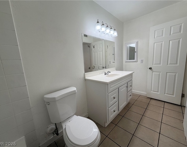 1405 Vegas Valley Drive - Photo Thumbnail 27