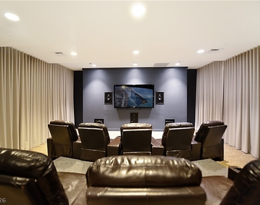 4575 Dean Martin Drive - Photo Thumbnail 40