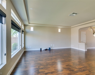 6038 Belvedere Canyon Avenue - Photo Thumbnail 29