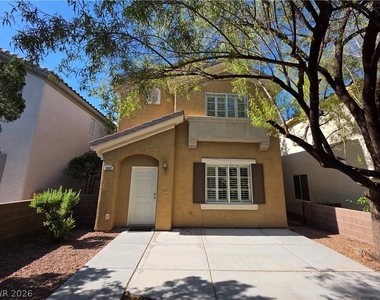 10021 Via Toro Avenue - Photo Thumbnail 3