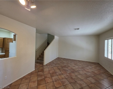 10021 Via Toro Avenue - Photo Thumbnail 29