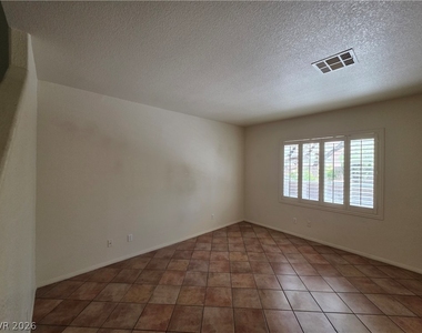 10021 Via Toro Avenue - Photo Thumbnail 20