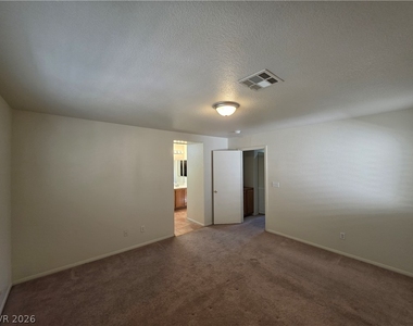 10021 Via Toro Avenue - Photo Thumbnail 36