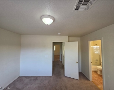 10021 Via Toro Avenue - Photo Thumbnail 53