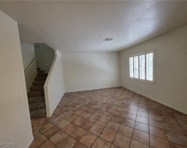 10021 Via Toro Avenue - Photo Thumbnail 30