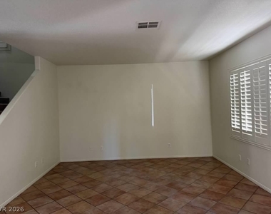 10021 Via Toro Avenue - Photo Thumbnail 71