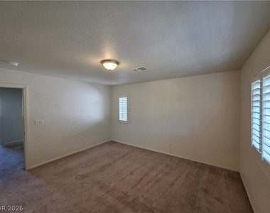 10021 Via Toro Avenue - Photo Thumbnail 34