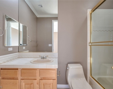 11319 Winter Cottage Place - Photo Thumbnail 35