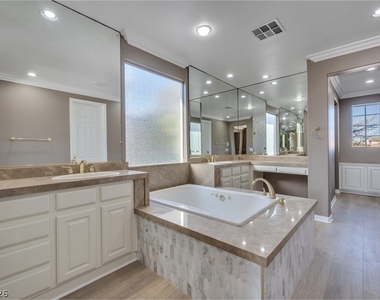 11319 Winter Cottage Place - Photo Thumbnail 30