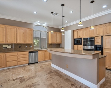 11319 Winter Cottage Place - Photo Thumbnail 8