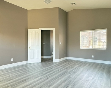 5141 Moose Falls Drive - Photo Thumbnail 40