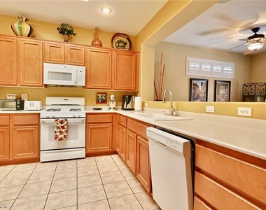 2876 Goldcreek Street - Photo Thumbnail 9