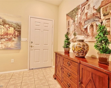 2876 Goldcreek Street - Photo Thumbnail 4