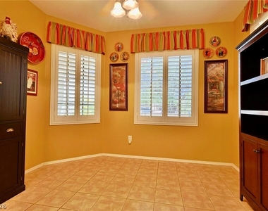 2876 Goldcreek Street - Photo Thumbnail 8
