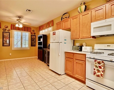 2876 Goldcreek Street - Photo Thumbnail 10