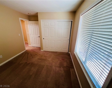 8883 W Torino Avenue - Photo Thumbnail 32