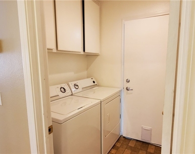 8909 Colorful Pines Avenue - Photo Thumbnail 18