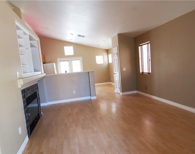 8909 Colorful Pines Avenue - Photo Thumbnail 4
