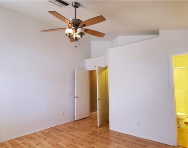 8909 Colorful Pines Avenue - Photo Thumbnail 10