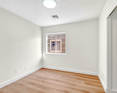 3037 Aloha Avenue - Photo Thumbnail 18