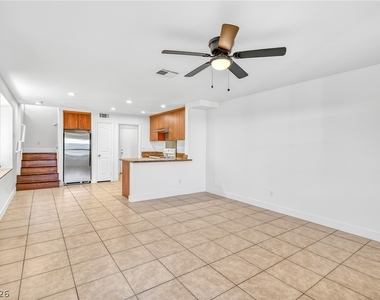 3037 Aloha Avenue - Photo Thumbnail 7
