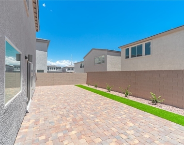 5748 Yellow House Street - Photo Thumbnail 28